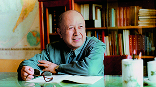 錢學(xué)森：外國(guó)人能搞的，中國(guó)人為什么不能搞？
