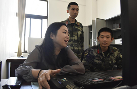 軍嫂鄭如:雖苦不怕，是我對(duì)愛(ài)的承諾