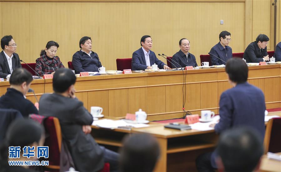 3月17日，中共中央政治局委員、中央書記處書記、中宣部部長(zhǎng)劉奇葆在北京出席中華優(yōu)秀傳統(tǒng)文化傳承發(fā)展工作座談會(huì)。 新華社記者丁林?jǐn)z