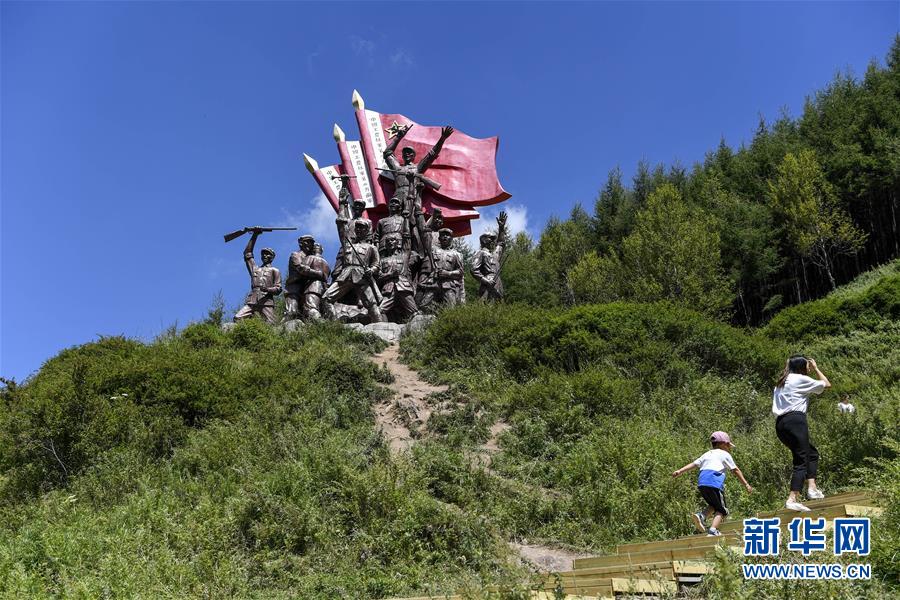 （壯麗70年·奮斗新時(shí)代——記者再走長(zhǎng)征路·圖文互動(dòng)）（4）追憶紅色經(jīng)典——《清平樂·六盤山》的誕生