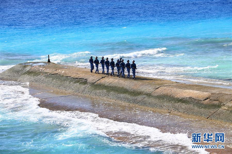 （新華全媒頭條·圖文互動）（10）沿著中國特色強軍之路闊步前進——黨中央、中央軍委領導推進國防和軍隊建設70年紀實