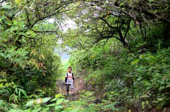 大山深深，擋不住小小讀書郎的求學夢